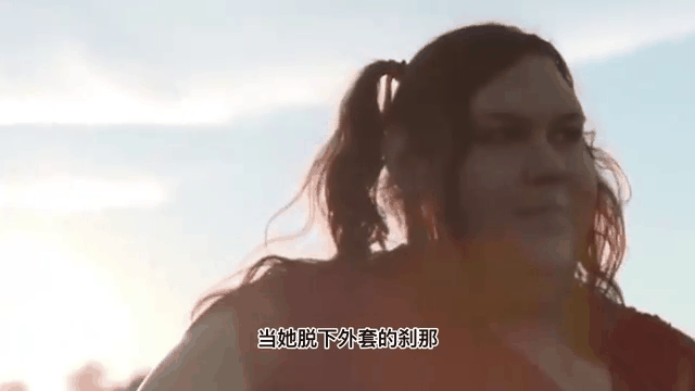 包含晋级下一阶段首场状态出色，FPX观众沸腾！，哈兰德重返赛场观众掌声雷动的词条